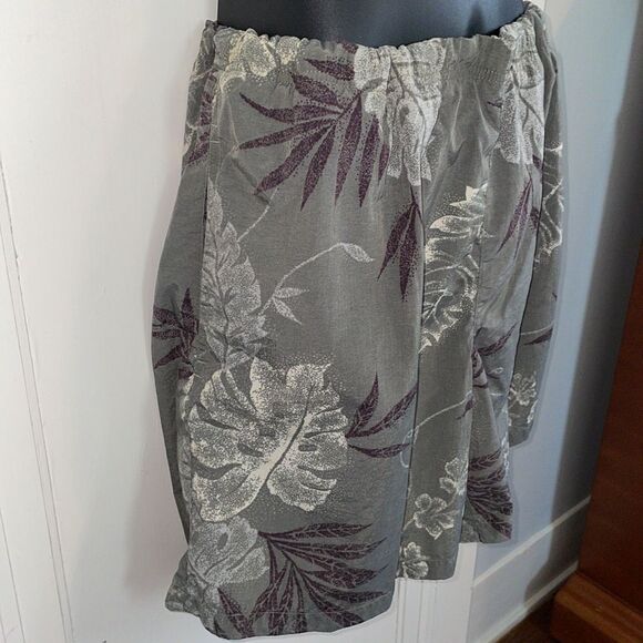 Nautica army green, cream & maroon floral & leaf print nylon swim trunks - Picture 3 of 7